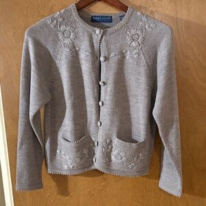 Karen Scott Light Gray Floral Knit Cardigan Petite Medium
